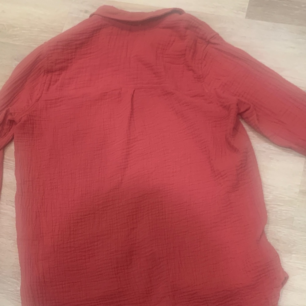 Jessica Simpson Red Textured Shirt - Picture 6 of 7